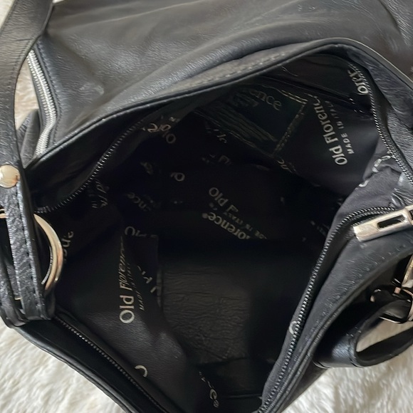 Old Florence Leather Factory black crossbody purse. - Picture 6 of 10